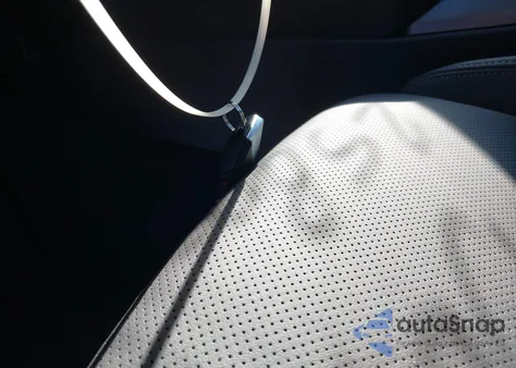 2025 BMW X3 30 xDrive z USA, uszkodzony, nr VIN 5UX53GP00S9114976